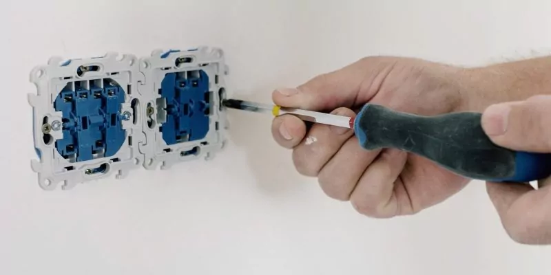 pexels-ksenia-chernaya-5691589